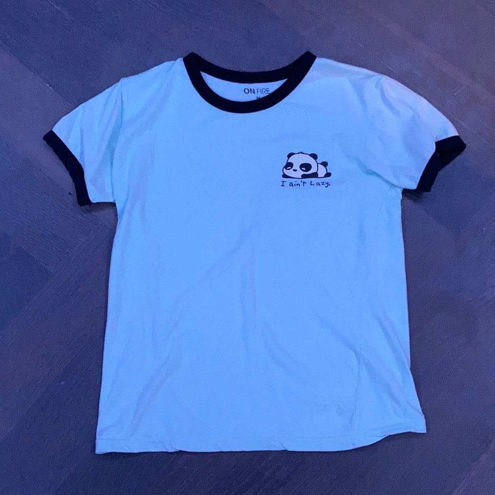 Medium “I ain’t tired” panda shirt.